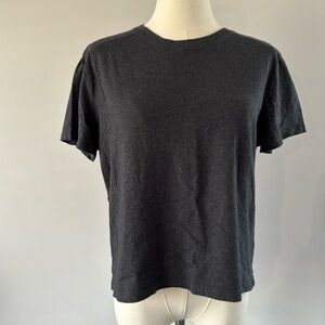 Everlane Crew Neck Classic Fit Dark Heather Grey Tee Size Medium
